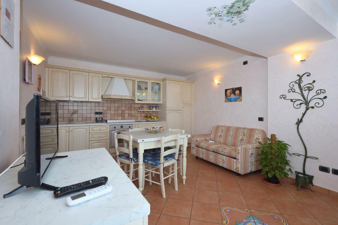 Pontone On The Sea Apartment Scala Εξωτερικό φωτογραφία