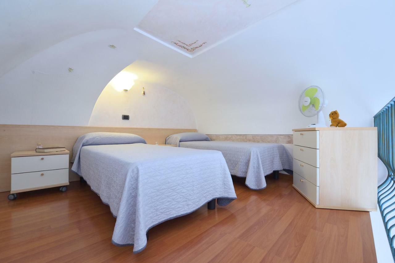 Pontone On The Sea Apartment Scala Εξωτερικό φωτογραφία